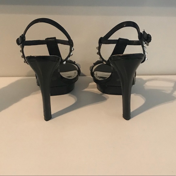 Black paten leather platform heal with studs - Picture 4 of 5